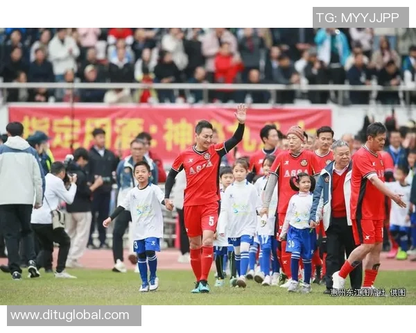 杭州足球队配合变革引发热议球迷期待新战术带来胜利希望