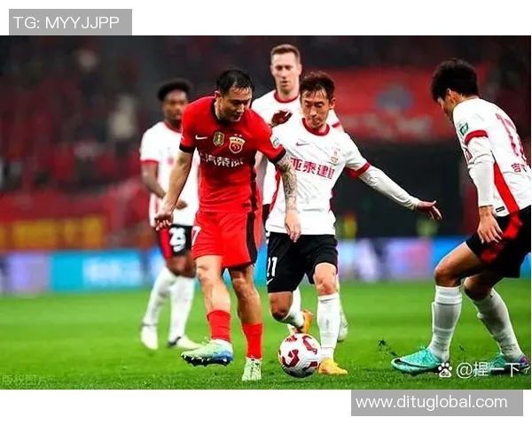 深圳足球队以78分领跑挑战赛积分榜展现强劲实力和夺冠希望 深圳足球队以78分领跑挑战赛积分榜展现强劲实力和夺冠希望