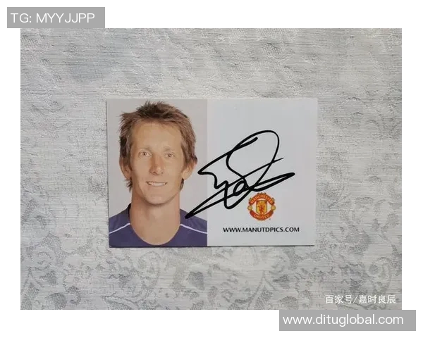 足球场上的名字传奇那些能亲手签名的明星球员们 足球场上的名字传奇那些能亲手签名的明星球员们